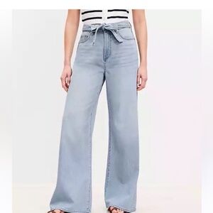 The Loft Palazzo Jeans in Light Wash Size 27/4 Pre Loved